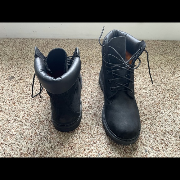 Black timberlands - Picture 2 of 3